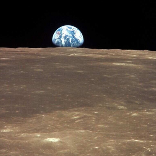 Novo planeta e a velha Terra